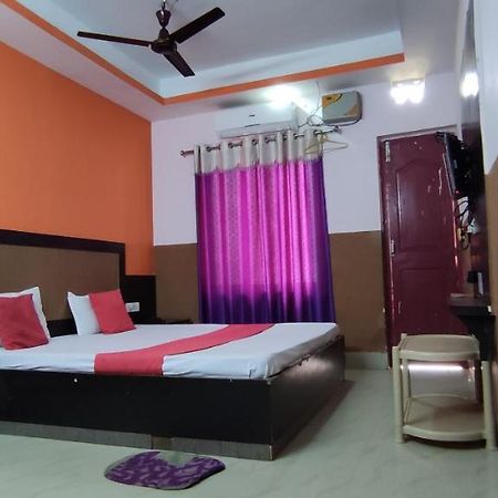 Hotel Samrat Palace Near Puri Sea Beach Best Choice Of Travellers By Morservices Exterior photo