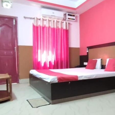 Hotel Samrat Palace Near Puri Sea Beach Best Choice Of Travellers By Morservices Exterior photo