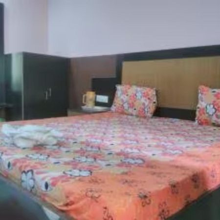 Hotel Samrat Palace Near Puri Sea Beach Best Choice Of Travellers By Morservices Exterior photo