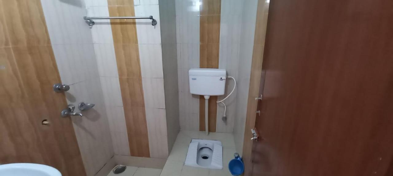 Hotel Samrat Palace Near Puri Sea Beach Best Choice Of Travellers By Morservices Exterior photo