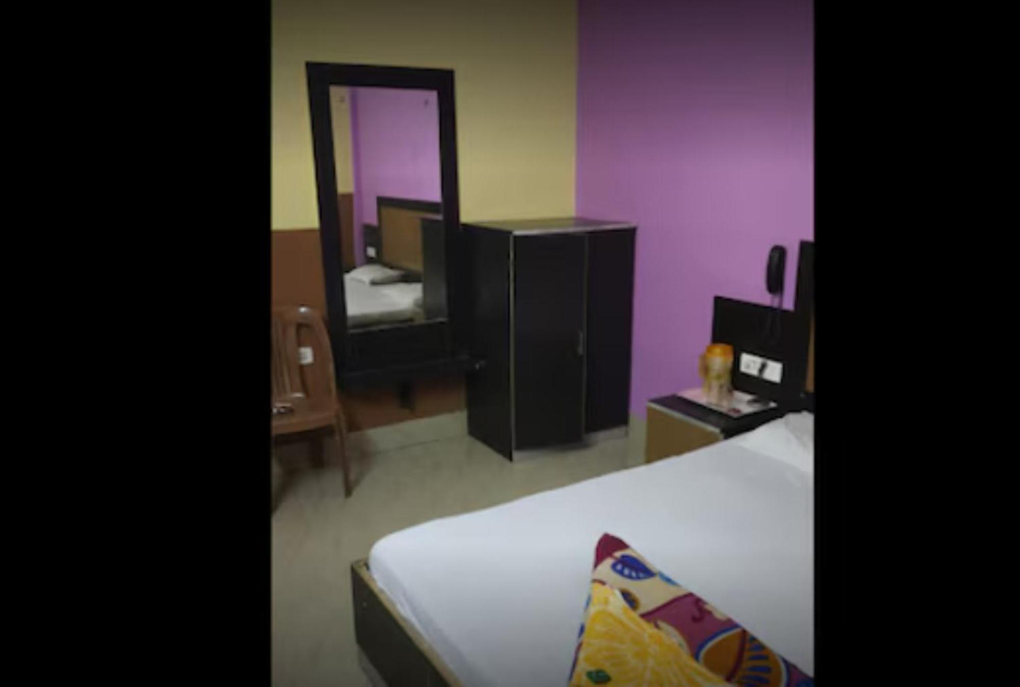 Hotel Samrat Palace Near Puri Sea Beach Best Choice Of Travellers By Morservices Exterior photo