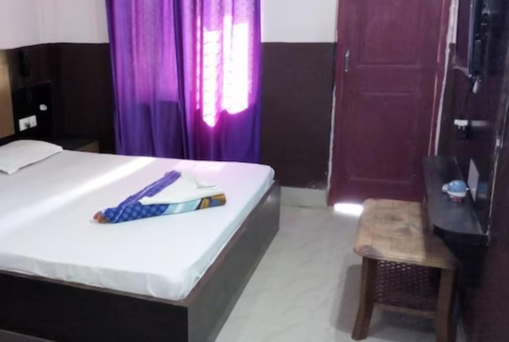 Hotel Samrat Palace Near Puri Sea Beach Best Choice Of Travellers By Morservices Exterior photo