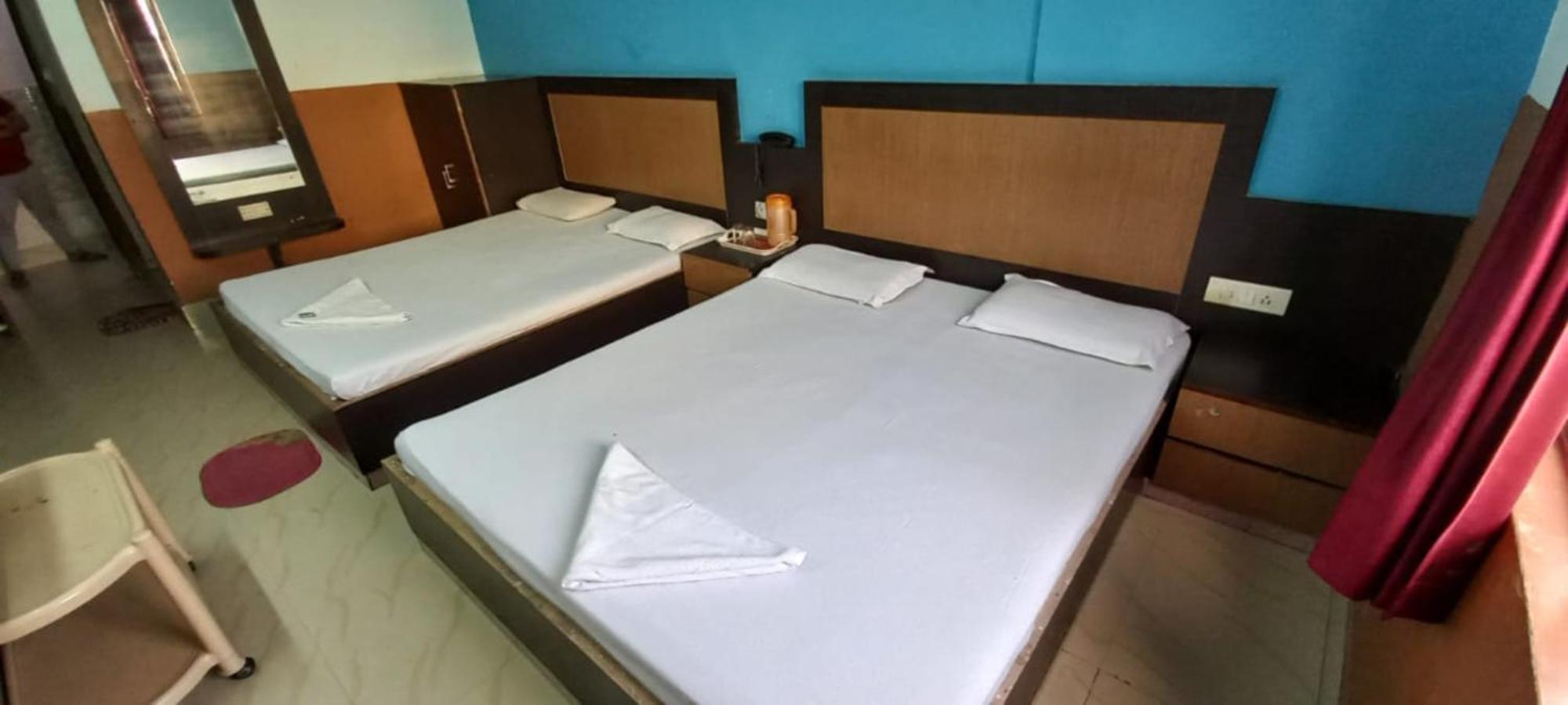 Hotel Samrat Palace Near Puri Sea Beach Best Choice Of Travellers By Morservices Exterior photo